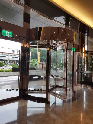 嘉義市尊皇飯店-旋轉門工程